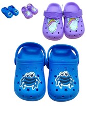 Sueco tipo crocs gomon con aplique de estrellas.Disney