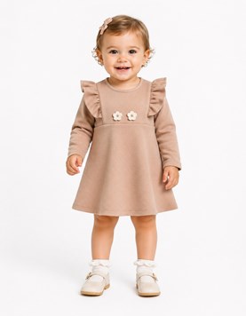 Vestido de creep con volados.Labendel