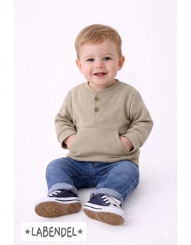 Buzo tostado de varon en montaine .Labendel