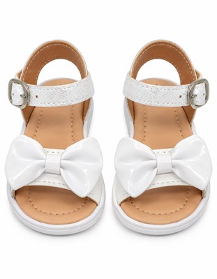 A588 BLANCO SANDALIA PARA BEBA CON MOÑO Y HEBILLA. PEPES BEBES