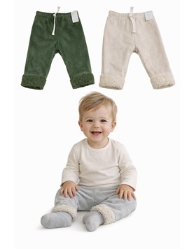 Babucha para bebe de corderoy con peluche interno. CHEITO