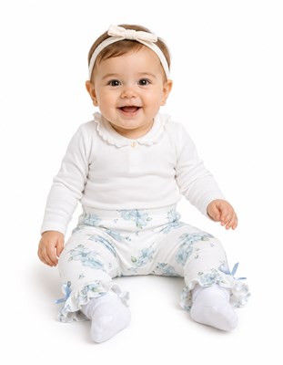 CALZA PARA BEBA EN MICROMORLEY ESTAMPADO FLORES CON VOLADOS. BABY CHEITO