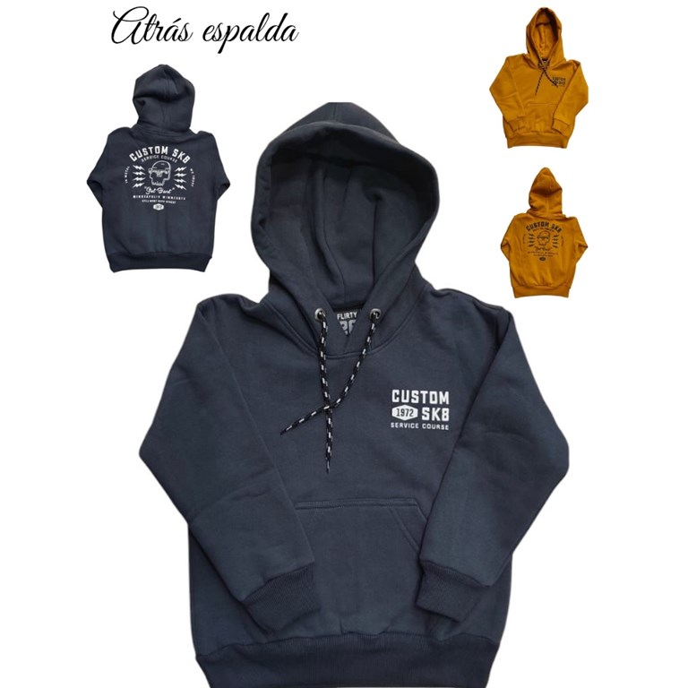 BUZO CANGURO CON CAPUCHA, ESTAMPA FRENTE Y ESPALDA 'CUISTOM SKB'.  FLIRTY
