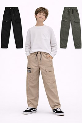 PANTALON DE GABARDINA CARGO CON BOLSILOS Y CIERRE. FLIRTY