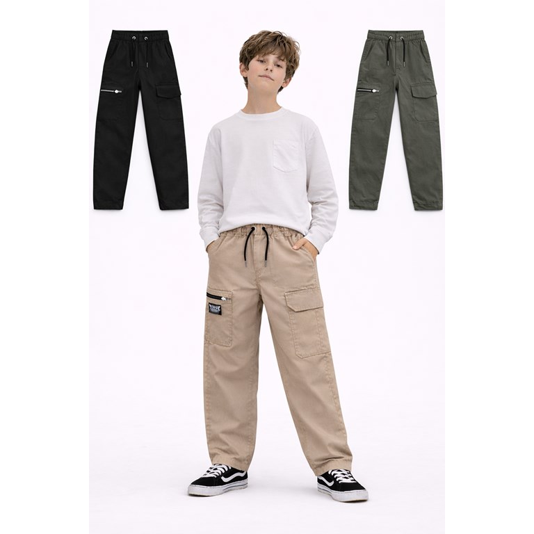 PANTALON DE GABARDINA CARGO CON BOLSILOS Y CIERRE. FLIRTY