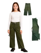 PANTALON DAI CARPINTERO CORTE MOM CON TIRA COLGADO GABARDINA VERDE. OLIVIA