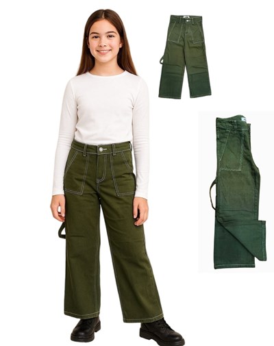 PANTALON DAI CARPINTERO CORTE MOM CON TIRA COLGADO GABARDINA VERDE. OLIVIA