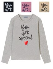 REMERA NENA MANGA LARGA  ESTAMPA 'YOU ARE SPECIAL'. GRUNY