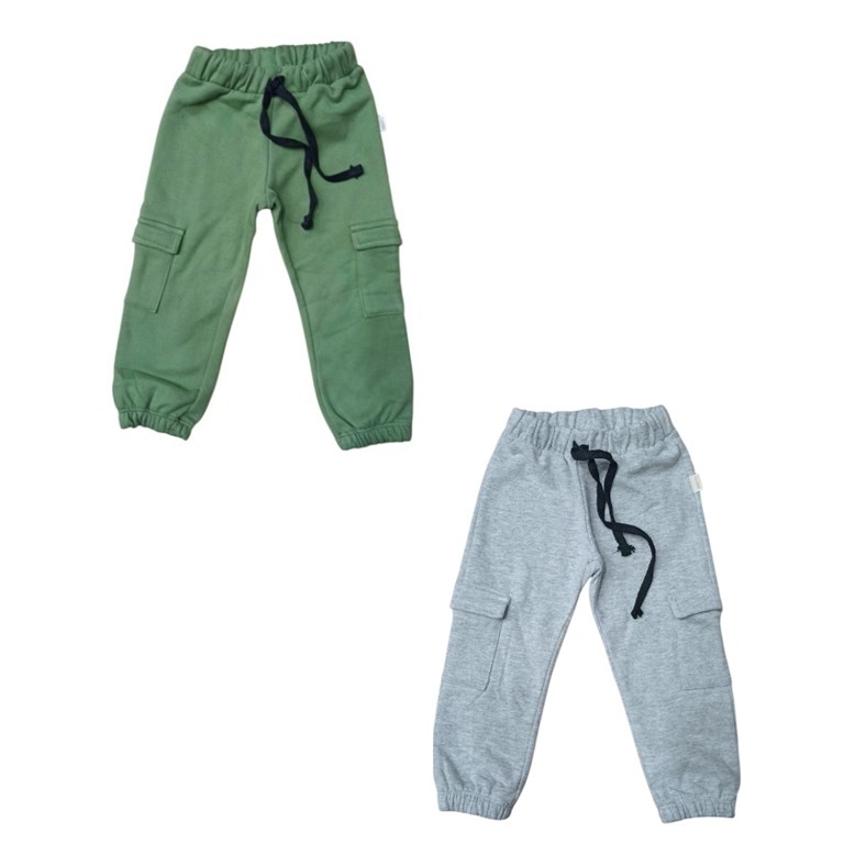 PANTALÓN JOGGER CARGO BEBÉ CON BOLSILLOS LATERALES. GEPETTO