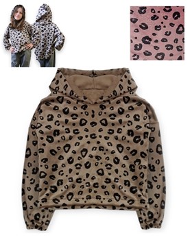 BUZO NENA DE PLUSH ELASTIZADO CON CAPUCHA ESTAMPADO 'ANIMAL PRINT'. GEPETTO
