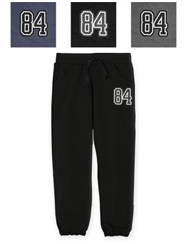 PANTALON JOGGER NENE DE FRISA CON ESTAMPA '84'. GEPETTO