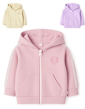 Campera beba rustica con logo y puntilla gepetto