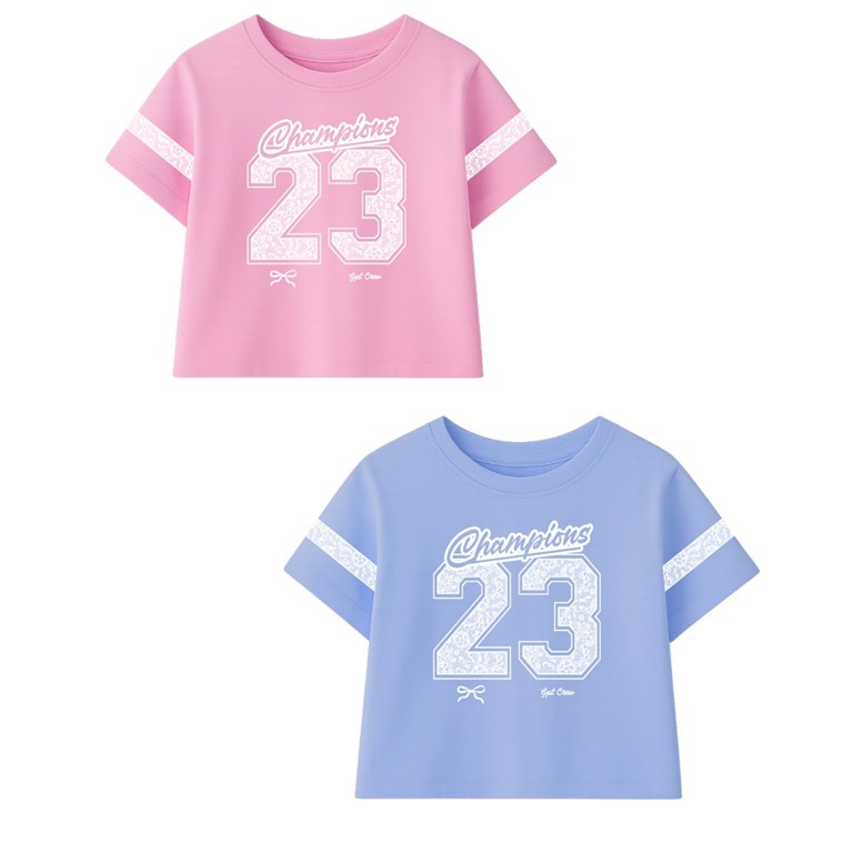 Remera junior nena a la cintura oversize c/estampa central y manga 'número c/encaje'. gepetto