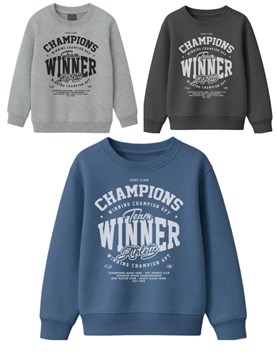 Buzo junior varón con estampa winner.Gepetto