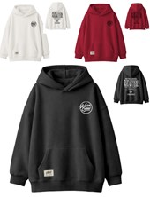 Buzo junior varón oversize con capucha con estampa skater.Gepetto