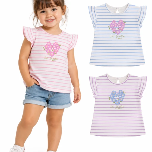 Remera beba rayada con estampa central. Mangas con volado con frunces. Gepetto