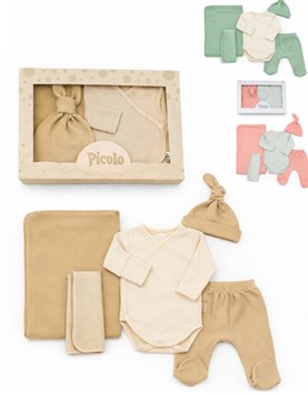 Ajuar 5u Body abto c/ gte - pant - gorro - mantilla doble - babita. interlock. Picolo