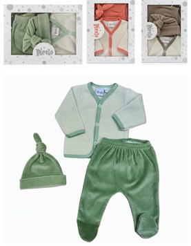 conj 3u saquito, pantalon c/pie, gorro. plush. Picolo