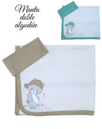 Mantilla doble con babita. Picolo