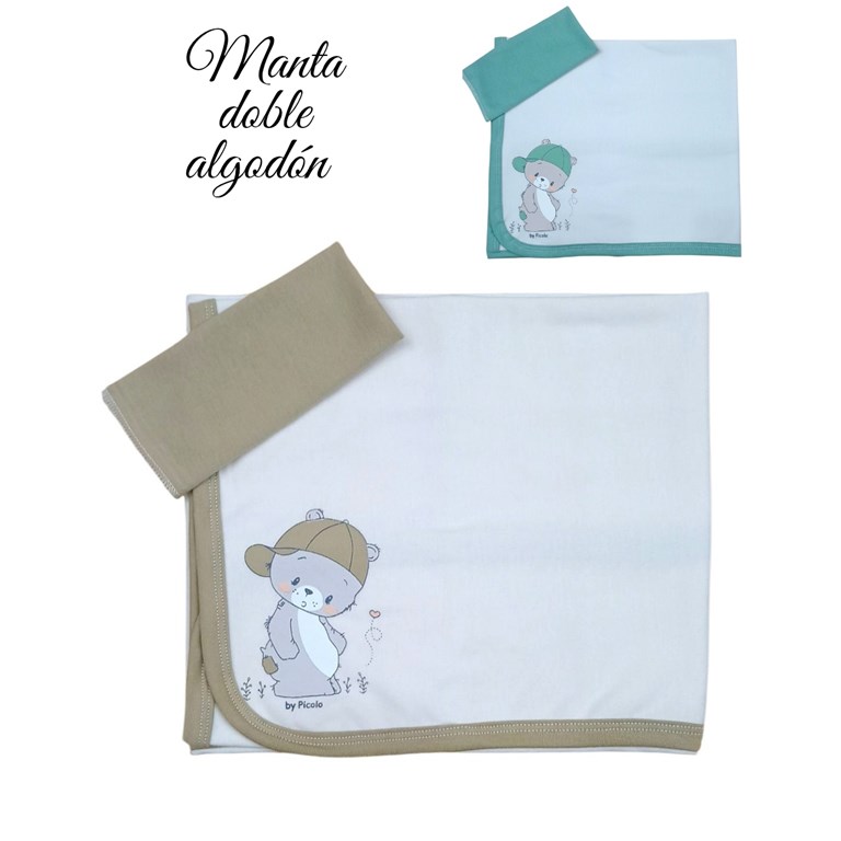 Mantilla doble con babita. Picolo