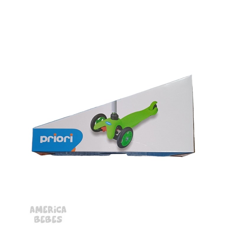 monopatin prior incluye con 2 ruedas delanteras y 1 trasera,liviano.desmontable,manubrio revestido.Edad Recomendada: + 3 años
