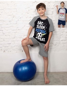 Pijama de varon en jersey con estampa de futbol que brilla en la oscuridad.