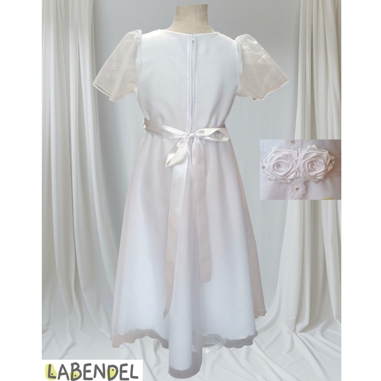 Vestido managa corta organaza, dos flores de razo en cintura