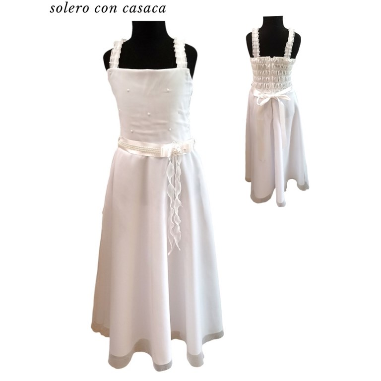 VESTIDO SOLERO CON FRUNCE EN ESPALDA Y CASACA, CINTURON CON PERLAS Y MOÑO CON FLORES