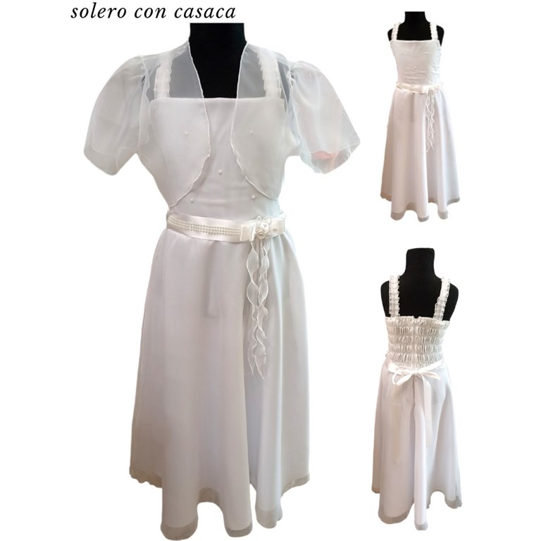 VESTIDO SOLERO CON FRUNCE EN ESPALDA Y CASACA, CINTURON CON PERLAS Y MOÑO CON FLORES