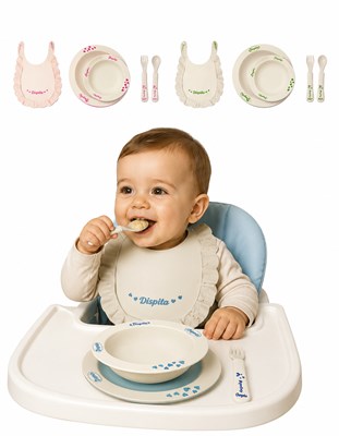 KIT MUNDIALISTA DE ALIMENTACIÓN (plato playo y hondo decorados con succión, cubiertos y babero). DISPITA