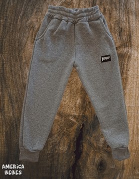 PANTALON CON FRISA PARA NIÑO GRIS TOPO LABENDEL
