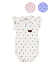 B3065 Body manga corta bambula estampada con volados. Colores: Crudo - Rosa - Lila. Big bay
