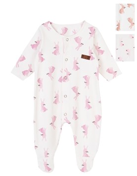 ENTERITO BEBA CON BROCHE ESTAMPADO CONEJOS. BIG BAY