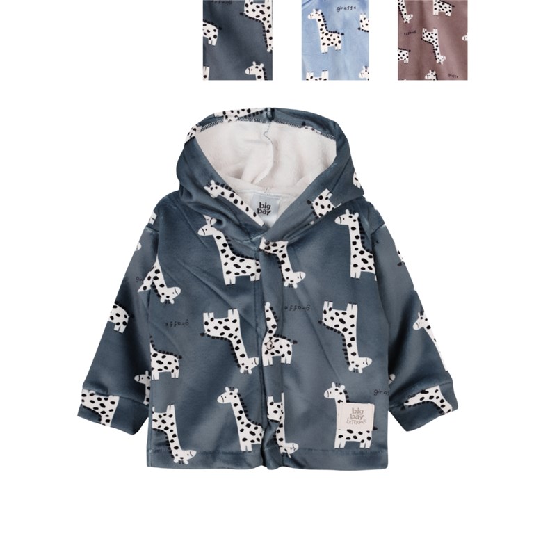 SAQUITO CON CAPUCHA DE PLUSH ESTAMPADO JIRAFAS. BIG BAY