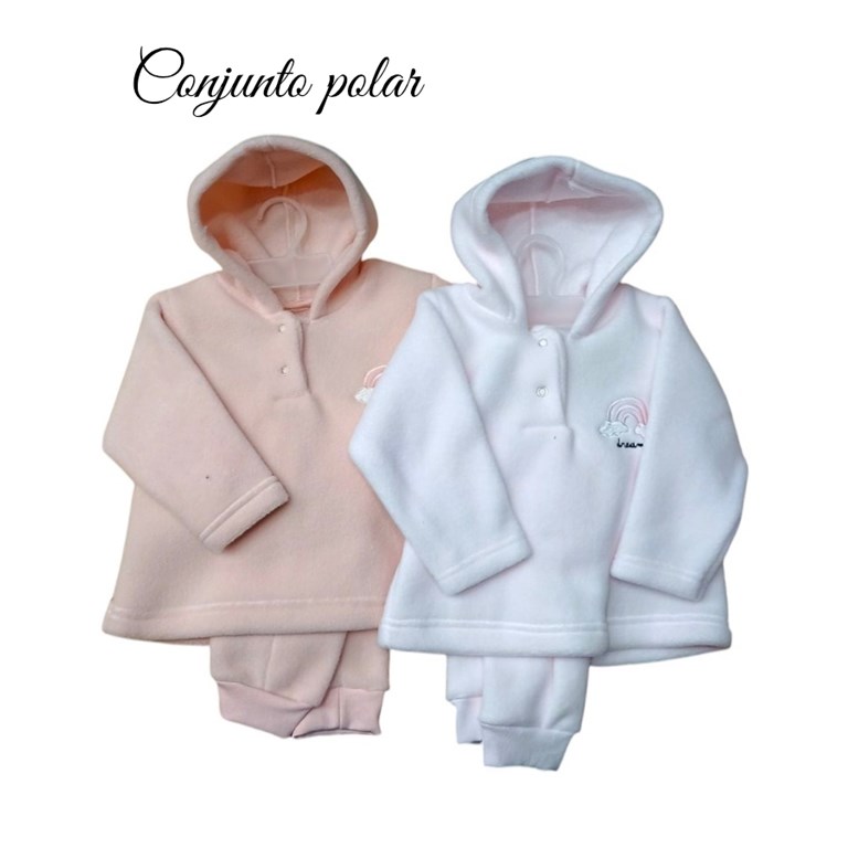 CONJUNTO BEBA DE POLAR BUZO CON CAPUCHA Y BORDADO. DREAMS