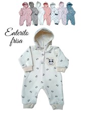 ENTERITO DE FRISA ESTAMPADA, CON CAPUCHA, SIN PIE, BORDADO. DREAMS