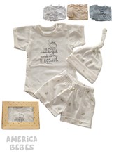 SET AJUAR 3 PIEZAS PARA BEBE VARON BODY MANGA CORTA ESTAMPADO DINOS SHORT Y GORRO JERSEY COMBINADOS DREAMS