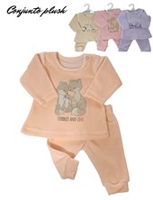 Conjunto BB plush, buzo, de nena, estampado central. Dreams