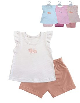 Conjunto de bebe con mangas japonesas en plumeti con pantalon rustico de nena.Dreams