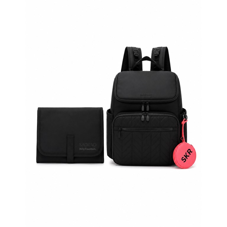 MOCHILA MATERNAL NEGRA  MATELASSE CON CAMBIADOR Y MONEDERO 36X29X16 CM
