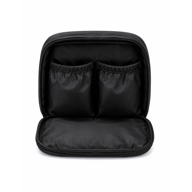 MOCHILA MATERNAL NEGRA  MATELASSE CON CAMBIADOR Y MONEDERO 36X29X16 CM