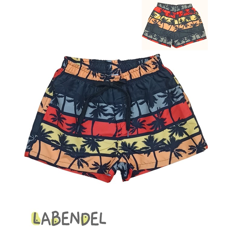 Short baño estampa palmeras con suspensor y cordon en cintura ajustable y bolsillo atras con ojalillo para que salga el agua. Labendel