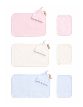 Mantita con gorrito y babita para bebe.Naranjo