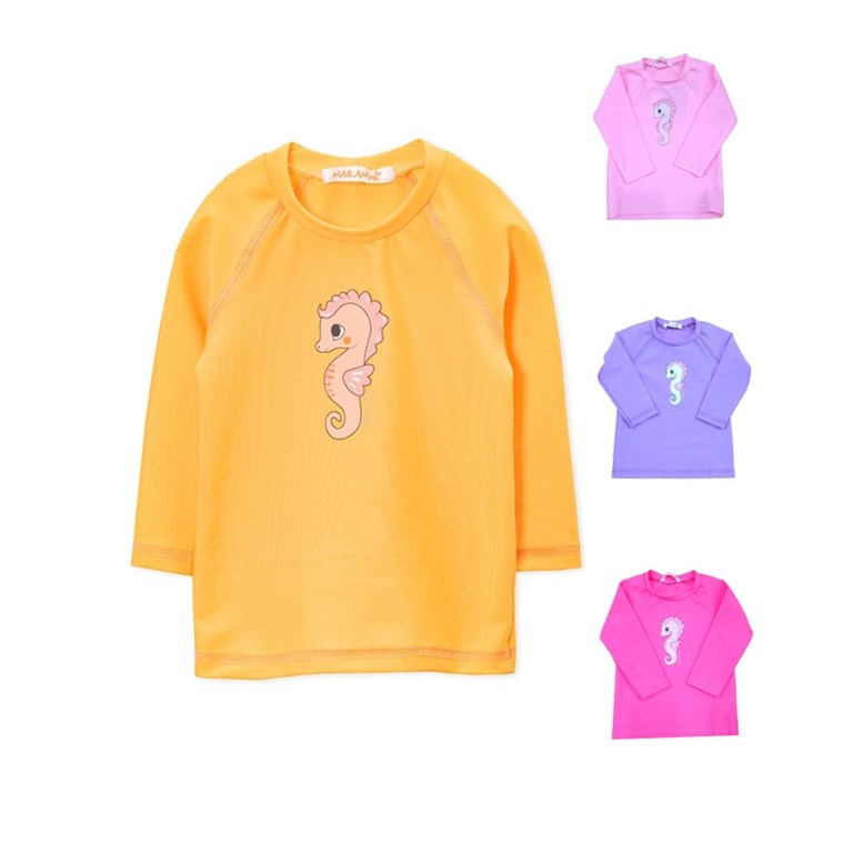 remera uv +50 manga lisa con estampa central bebe naranjo