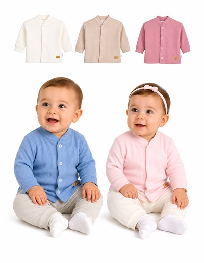 SAQUITO CON BOTONES PARA BEBE, TELA FANTASY. GAMISE