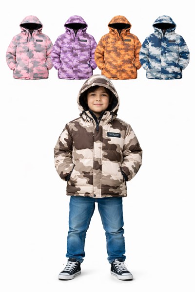 CAMPERA ABRIGO IMPERMEABLE IMPORTADA CAMUFLADA CON BORDADO Y RIBB EN MANGAS PARA EVITAR QUE PASE EL FRIO. COLORES NENA Y VARON. Equivalencia de talles: t.4=110 t.6=120 t.8=130 t.10=140 t.12=150 t.14=160 t.16=170  T.18=180
