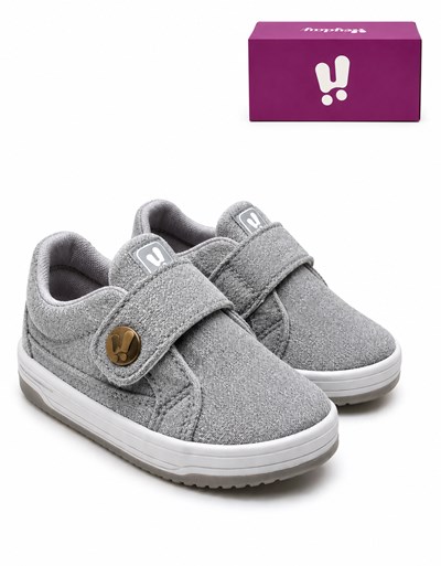 A256 GRIS ZAPATILLA CON CON BOTON. HEYDAY