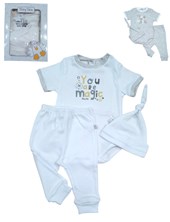 Set 3 piezas unisex de body mas pantalon y gorro.Baby skin