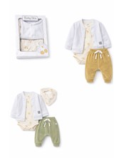 Set de 4 piezas en plush saquito body pantalon y bandana. Baby skin