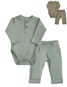Set body con cartera y pantalón. Pilim